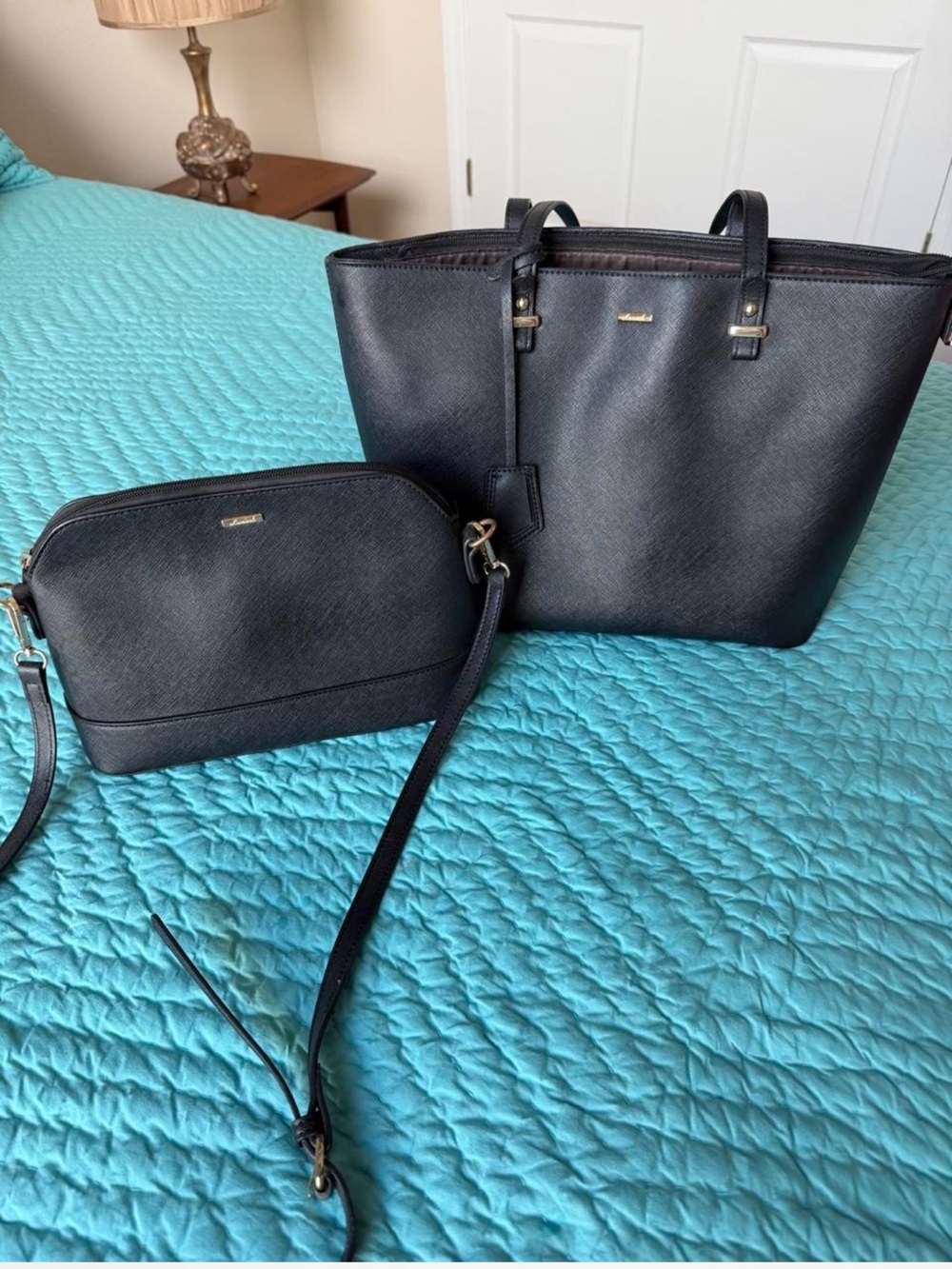 Women’s Black Tote and Crossbody Bag Set